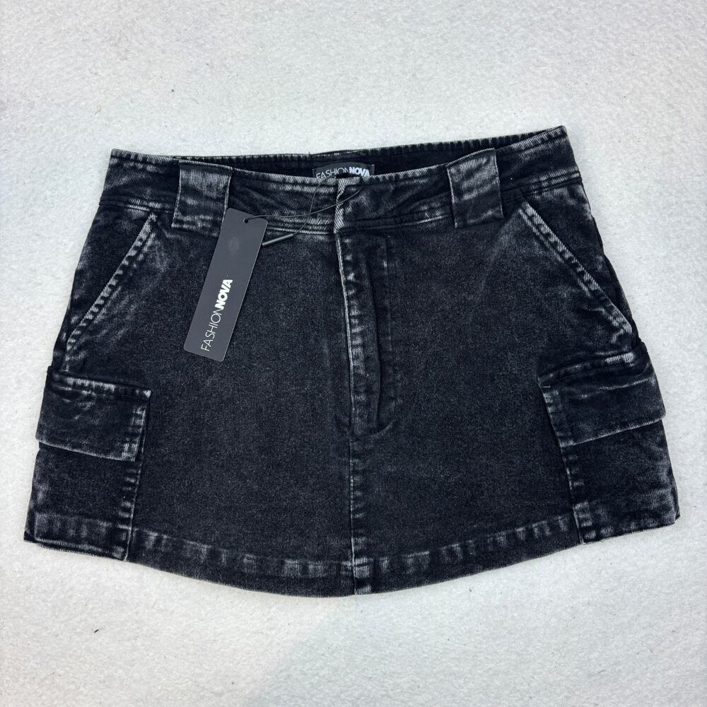 Fashion Nova Take Your Time Corduroy Skort Women's XS Black Cargo Shorts - NWT